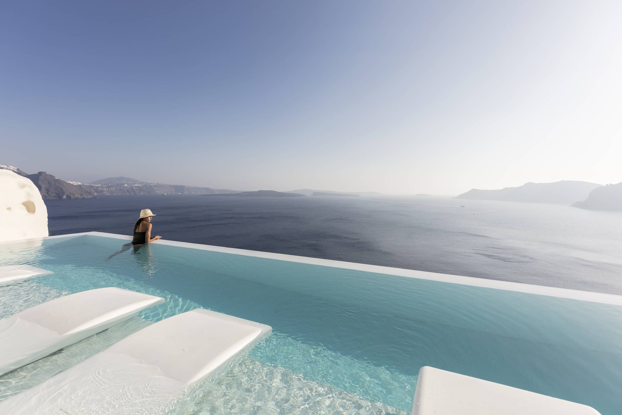 santorini-scaled